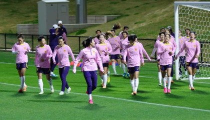 足球比赛直播在线观看-女足FIFA排名：中国女足世界第15下降一名 亚洲第3