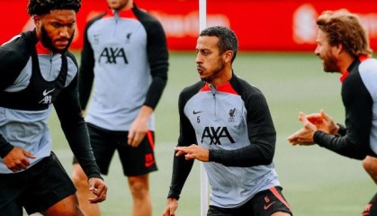 客战那不勒斯大将回归 红军还会亮出中场新招数？