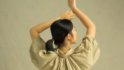 免费高清足球视频无插件在线直播-王涛穿美国队服买伊朗球衣，全靠两件C罗梅西压惊